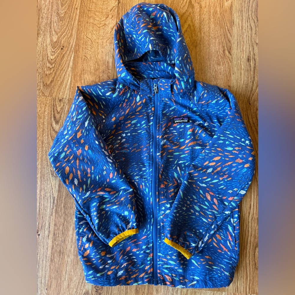 Patagonia 5T light rain coat/wind breaker